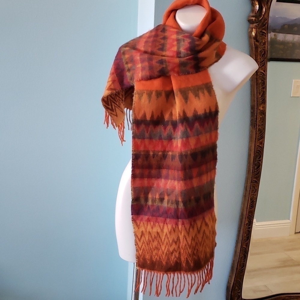CROFT & BARROW SCARF EARTH TONES